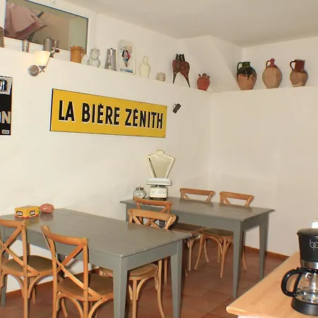 L Escalo Inn